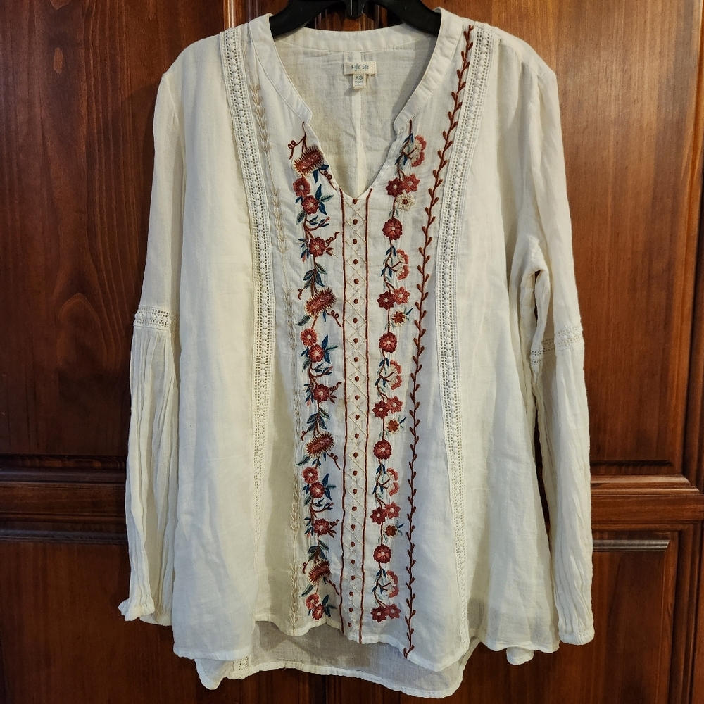 Kyla Seo Embroidery Boho Chic Art Flowy top - XS